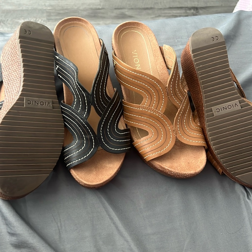 Vionic wedges these are a bundle